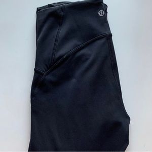 Lululemon Black Cropped leggings
